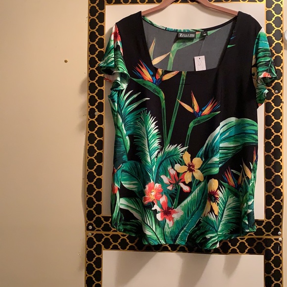 New York & Company Tops - NEW YORK & CO TOP, SIZE LARGE